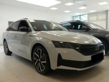Skoda Octavia IV Liftback 1.5 TSI EVO 150KM 2026 SKODA Octavia Sportline 1.5 TSI mHEV DSG Combi 150KM 2026, zdjęcie 1