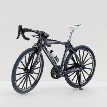 Mini Rower Model 1/8 Skala 2020 Czarny