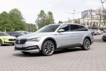 Skoda Superb III Scout 2.0 TSI 280KM 2023 Skoda Superb 2.0 TSI 4x4 Scout DSG, 280KM, salon pl, DCC, fv23, panorama,, zdjęcie 2