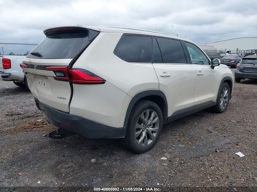 Toyota 2024 Toyota Grand Highlander 2024r., Limited, od ubezpieczalni 2.4 Benzyna 265KM, zdjęcie 6