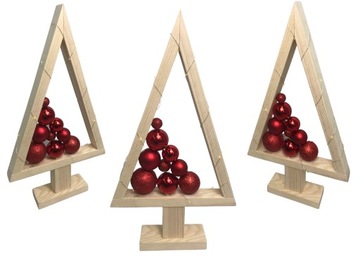 CHOINKA DREWNIANA Z BOMBKAMI OZDOBA STROIK + LED