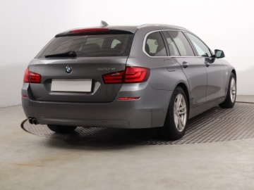 BMW Seria 5 F10-F11 Touring 520d 184KM 2013 BMW 5 520d, 181 KM, Automat, Skóra, Navi, Klima, zdjęcie 4