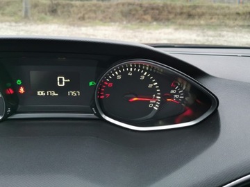 Peugeot 308 II SW Facelifting 1.2 PureTech 110KM 2018 PEUGEOT 308 SW II 1.2 Benzyna 110KM, Manual, Active, SW, zdjęcie 13