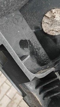 DISTRONIC RADAR MŘÍŽKA CHLADIČŮ MASKA MERCEDES W211 E FACELIFT A2118801883