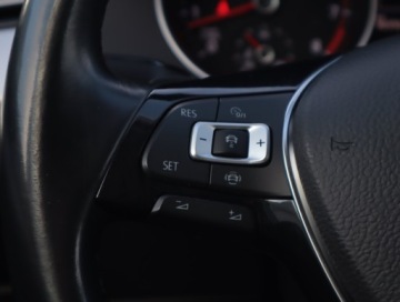 Volkswagen Passat B8 Variant 1.5 TSI EVO 150KM 2019 VW Passat 1.5 TSI, Salon Polska, Serwis ASO, zdjęcie 15