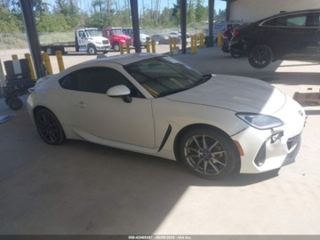 Subaru BRZ I 2022 Subaru BRZ Premium 2022 2.4l 2.4 Benzyna 228KM, zdjęcie 6