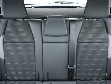 Peugeot 2008 I SUV Facelifting 1.2 PureTech 130KM 2018 Peugeot 2008 1.2 PureTech, Salon Polska, zdjęcie 9