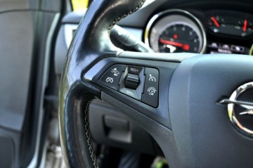 Opel Astra K Sports Tourer 1.0 Turbo 105KM 2017 Opel Astra Sports Tourer 1.0 105 KM Climatronic, zdjęcie 21