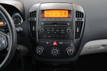 Kia Ceed I Hatchback 1.4 109KM 2008 Kia Ceed 1.4 CVVT, Klima, Parktronic,ALU, zdjęcie 12