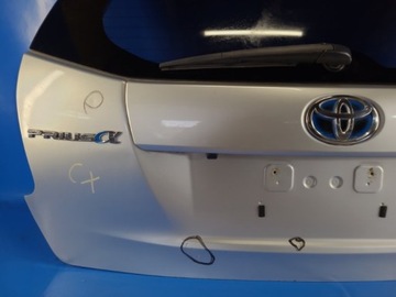 Toyota Prius Plus + 11-14 — Крышка багажника в сборе 67005-47330