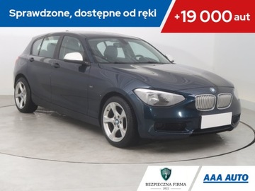 BMW Seria 1 F20-F21 Hatchback 5d 116i 136KM 2011 BMW 1 116i, Klima, Klimatronic, Tempomat