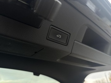 Volkswagen Arteon Fastback Facelifting 2.0 TSI 190KM 2022 Volkswagen Arteon Elegance 2.0 TSI 190KM, DSG, Sal, zdjęcie 33