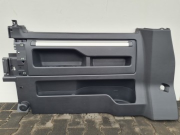 VW T5 T6 MULTIVAN STARTLINE tapicerka boczek lewy środek