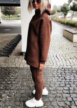 S030 ТЕПЛЫЙ ШОКОЛАДНЫЙ С ДЛИННЫМ СВИТШОТОМ OVERSIZE S