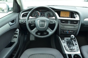 Audi A4 B8 Limousine 2.0 TDI 143KM 2010 Audi A4 KSENONY! El. Fotele! Parktronic! Navi! Bardzo zadbany!, zdjęcie 7