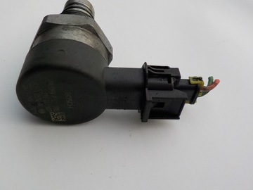 OPEL VECTRA C 1.9 CDTI SENZOR TLAKU PALIVA 0281002507