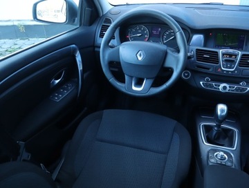 Renault Laguna III Hatchback 2.0 16v 140KM 2009 Renault Laguna 2.0 16V, Salon Polska, Navi, Klima, zdjęcie 6