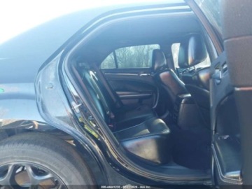 Chrysler 300C II 2021 Chrysler 300s 2021 3.6 Benzyna 300KM, zdjęcie 12