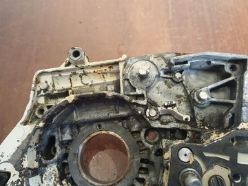 STIHL 044 046 MS440 ПОЛОВИНА КОРПУСА КОРПУСА ДВИГАТЕЛЯ