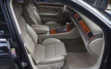 Audi A8 D3 Sedan 6.0 W12 450KM 2008 Audi A8 Audi A8 6.0 quattro Langversion 6.0 Benzyna 450KM, zdjęcie 8