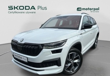 Skoda Kodiaq I SUV Facelifting 2.0 TSI 190KM 2023 Skoda Kodiaq 4x4 Sportline Travel Assist, Hak, ACC, Kamera, GPS, Bezwypad