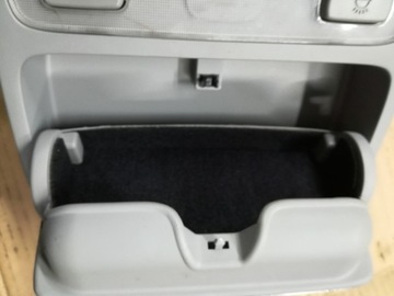 HYUNDAI TUCSON I 2004 - 2010 ROK LAMPA OSVĚTLENÍ KABINY PŘEDNÍ