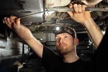 НАБОРНЫЙ ФОНАР С АККУМУЛЯТОРНОЙ БАТАРЕЕЙ USB2000 99-029 NEO Tools