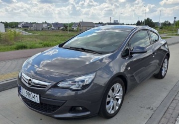 Opel Astra J Hatchback 5d 1.4 Turbo ECOTEC 120KM 2011 Opel Astra Opel Astra J GTC 1,4 Turbo 120 KM Edition Navi Kamera Bluetooth, zdjęcie 4