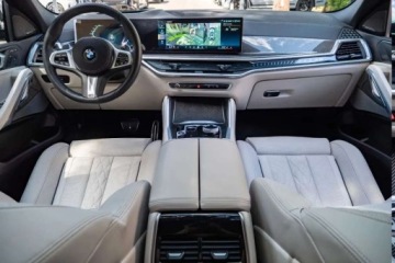BMW X6 G06 SUV Facelifting 3.0 40d 352KM 2026 BMW X6 Tylna os skretna Zawieszenie pneumatyczne obu osi Duzy Rabat, zdjęcie 18