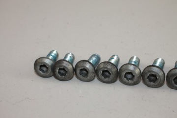 YAMAHA XV 750 VIRAGO БОЛТЫ КРЕПЛЕНИЯ ПЕРЕДНЕГО ТОРМОЗНОГО ДИСКА