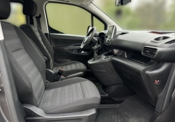 Opel Combo E Kombivan 1.5 Diesel 102KM 2021 Opel Combo Combo Life XL 102 KM Do przewozu osob niepelnosprawnych 1.5, zdjęcie 13