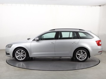 Skoda Octavia III Kombi Facelifting 2.0 TDI 150KM 2017 Skoda Octavia 2.0 TDI, Salon Polska, Serwis ASO, zdjęcie 2
