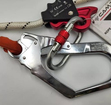 РЕГУЛИРУЕМЫЙ РЕГУЛЯТОР КАНАТА MGO 200 СМ НОМЕР: 203107