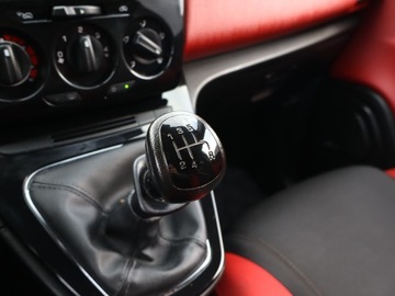 Lancia Ypsilon IV Hatchback 5d 1.2 8v 69KM 2013 Lancia Ypsilon 1.2, Salon Polska, Klima,ALU, zdjęcie 12