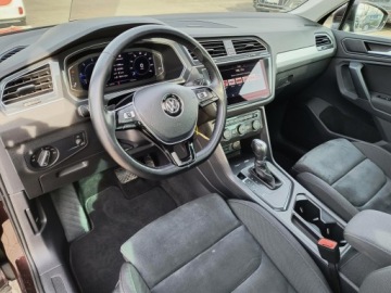 Volkswagen Tiguan II SUV 2.0 TDI 150KM 2019 Volkswagen Tiguan 2.0 TDI/150 KM,DSG-7G, zdjęcie 12