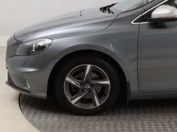 Volvo S40 II 2015 Volvo V40 2.0 D2, Skóra, Navi, Xenon, Klima, zdjęcie 14