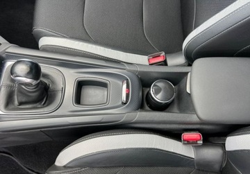 DS 4 I Hatchback Facelifting 2015 (Citroen) 1.6 e-HDi 115KM 2015 Citroen DS4 1.6HDI 115KM 6Bieg.ALU17 Navi Parktr Blueto.Nowy Rozrzad Gwara, zdjęcie 20