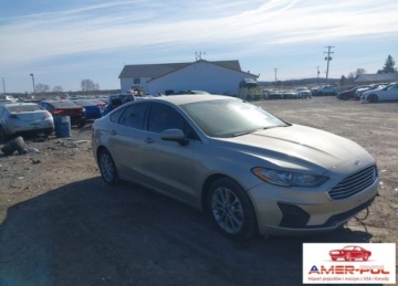 Ford Fusion 2019 Ford Fusion Hybrid SE, od ubezpieczalni 2.0 Hybryda 141KM