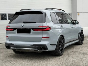 BMW X7 SUV M Facelifting 4.4 M60i 530KM 2025 BMW X7 M60i xDrive Suv 4.4 (530KM) 2025, zdjęcie 3