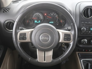 Jeep Compass I SUV Facelifting 2.0 156KM 2012 Jeep Compass 2.0, Salon Polska, Xenon, Klima, zdjęcie 14