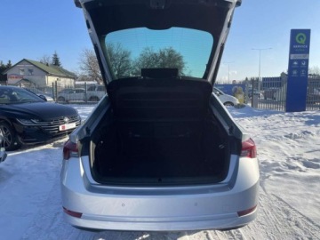 Skoda Octavia IV Liftback 2.0 TDI SCR 200KM 2023 Skoda Octavia 2.0TDI 200KM DSG 4x4 Wersja Style Salon Polska 2.0 Diesel, zdjęcie 21