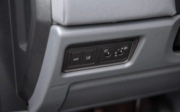 Land Rover Range Rover Evoque I SUV 5d Facelifting 2.0D eD4 150KM 2016 Land Rover Range Rover Evoque EVOQUE Lift 2.0D 4X4 Skora Navi Camera Alu, zdjęcie 17