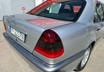 Mercedes Klasa C W202 Sedan W202 2.4 170KM 1997 Mercedes-Benz Klasa C Unikat, Automat, Klimatyzacja, Zarejestrowany w Pols, zdjęcie 15