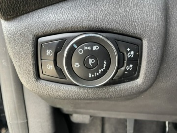 Ford Tourneo Connect II Standard 1.6 Duratorq TDCi 115KM 2014 Ford Tourneo Connect Niepełnosprawnych inwalida, zdjęcie 16