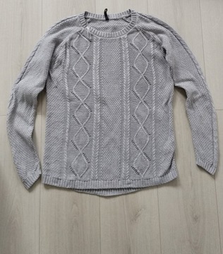 Sweter stradivarius R. S