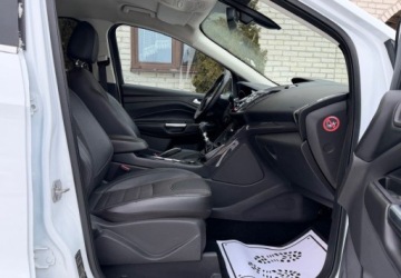 Ford Kuga II SUV 2.0 Duratorq TDCi 140KM 2014 Ford Kuga Kamera 2.0 Diesel 140KM, zdjęcie 16