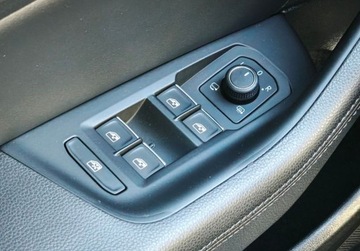 Volkswagen Passat B8 Variant 2.0 TDI BlueMotion SCR 150KM 2018 Volkswagen Passat Highline Pakiety, ACC, Kamera, GPS, ergoComfort, TOP LE, zdjęcie 21