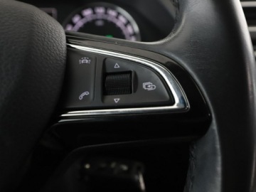 Skoda Superb III Kombi 1.4 TSI 150KM 2016 Škoda Superb Skoda Superb Ambition automat 150KM, zdjęcie 28