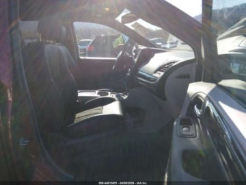 Dodge Caravan V Grand Caravan Facelifting 3.6 VVT 283KM 2019 Dodge Grand Caravan Sxt 2019 3.6 Benzyna 283KM, zdjęcie 9