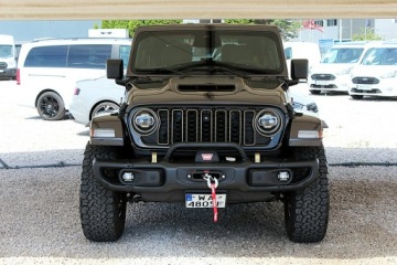 Jeep Wrangler IV 80th Anniversary 2d  Seria 6 2.0 GME Turbo 272KM 2025 Jeep Wrangler Rubicon Skóra Wyciągarka Hak, zdjęcie 1